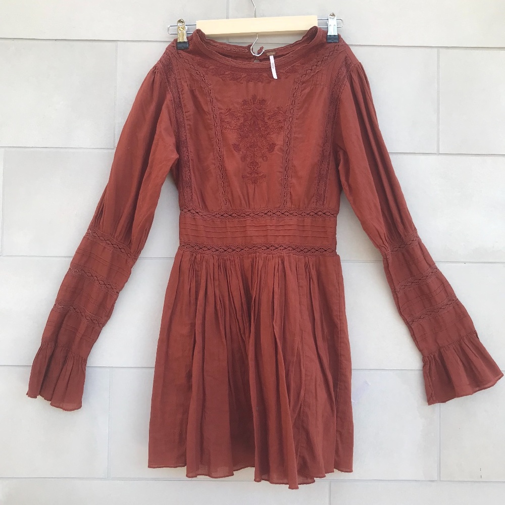 Burdungy boho style dress long sleeve